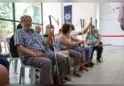 Aydın Büyükşehir Belediye Başkanı Özlem Çerçioğlu’ndan görme engelli vatandaşlara 500 beyaz baston desteği
