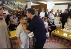 Nevşehir Belediye Başkanı Rasim Arı, 20 Bin Plastik Kapak Toplayan Mustafa Karakuş’u Tablet ile Ödüllendirdi