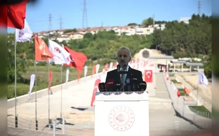 Ulaştırma ve Altyapı Bakanı Abdulkadir Uraloğlu: “1500 yıllık Tarihi Sangarios Köprüsü’nü kapsamlı restorasyonla yeniden ayağa kaldırdık”