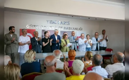 CHP Güzelbahçe Belediye Başkan Vekili Ayşe Akın: “Yeni Parti’de Yürüyüşümüze Aynı Kararlılıkla Devam Edeceğiz”