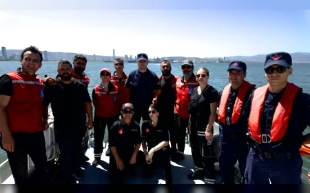 Konak Belediyesi KAM Arama Kurtarma Timi Suda Hayvan Arama ve Kurtarma Eğitimiyle Yetkinliğini Güçlendirdi