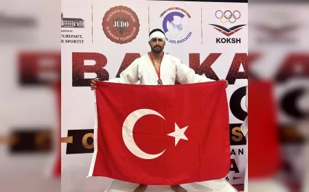 Yunusemre Belediyespor Kulüp Başkanı Bülent Kanik: “Enes, yaşadığı sakatlığa rağmen mücadeleden vazgeçmedi”