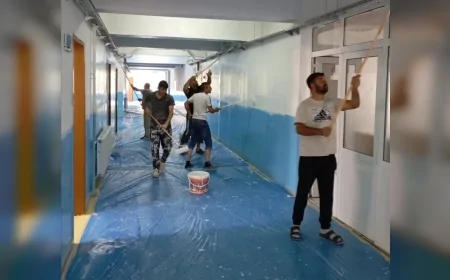 Denetimli Serbestlik Yükümlüleri Çorum'da Okulların Bakım ve Onarımına Katkı Sunuyor