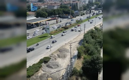 Bursa Büyükşehir Belediyesi Liman Caddesi'nde Altyapıyı Tamamladı Üstyapı Çalışmalarına Hız Verdi