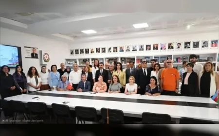 Azerbaycan Kültür Merkezi Başkan Yardımcısı Elnur Hüseynov: “Ana Dilinin Korunması ve Gelecek Nesillere Aktarılması Ortak Sorumluluğumuzdur”