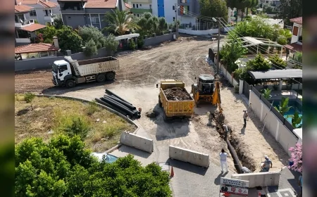 Marmaris Belediye Başkanı Acar Ünlü: “Yolları Altyapısıyla Birlikte Kalıcı Çözümlerle Yeniliyoruz”