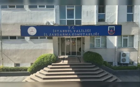 İçişleri Bakanlığı: "İstanbul'da Düzenlenen Operasyonda 257 Bin 850 Uyuşturucu Hap Ele Geçirildi"