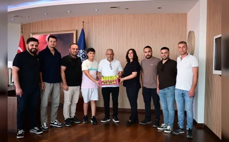Aydın Büyükşehir Belediye Başkanı Özlem Çerçioğlu Köşk Esnaf ve Sanatkarlar Odası heyetini makamında ağırladı