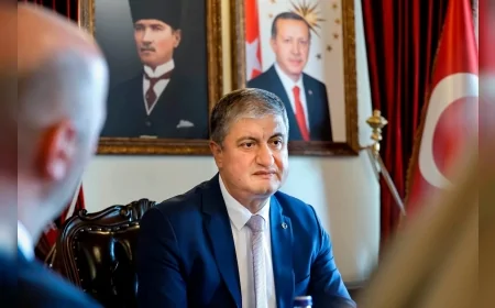 Adana Valisi Mustafa Yavuz: “Tarihi Tepebağ'ın Kendine Özgü Kimliğini ve Tarihî Dokusunu Koruyarak Bölgeyi Yeniden Canlandırıyoruz”