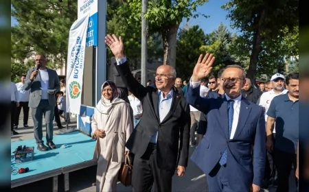 Malatya'da Uluslararası Beydağı Dağ Bisikleti Yarışı 650 sporcunun katıldığı kortejle başladı