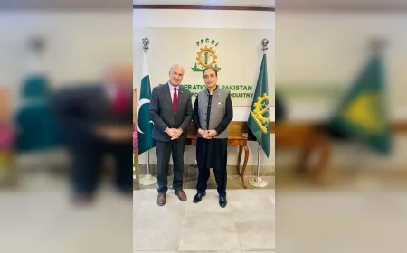 Gerontolog Dr. Kemal Aydın: “D8 ve ASEAN ülkeleri küresel yaşlanma politikalarında öncü rol üstlenebilir”
