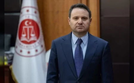Adalet Bakanı Akın Gürlek: “Suç örgütlerinin finansal damarlarına yöneleceğiz”