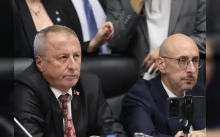 İYİ Parti Milletvekilleri Hakan Şeref Olgun ve Uğur Poyraz’dan Millî Dayanışma ve Toplumsal Bütünleşme Kanun Teklifi’ne kapsamlı itiraz