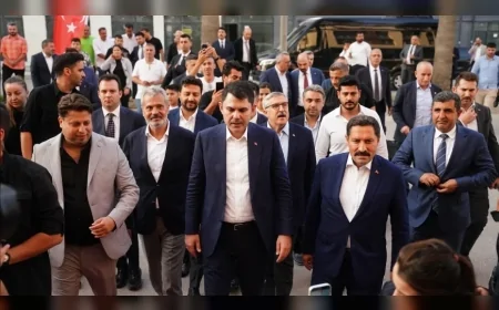 Çevre, Şehircilik ve İklim Değişikliği Bakanı Murat Kurum: “Güzel Hatay yeniden ayağa kalkıyor”