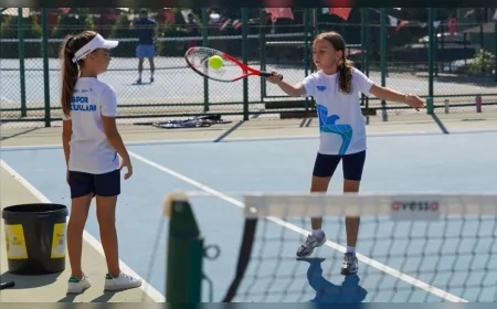 Beylikdüzü Belediyesi’nin Yaz Spor Okulları 17 tesiste 3 bini aşkın öğrenciyi sporla buluşturuyor