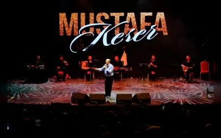 Bursa’da Mustafa Keser’den müzik ve kahkaha dolu festival gecesi