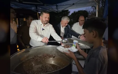 AK Parti Balıkesir İl Başkanı Mehmet Aydemir: “Sındırgı’mızı hiçbir zaman yalnız bırakmadık, el ele her zorluğu aştık”