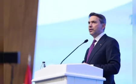 Enerji ve Tabii Kaynaklar Bakanı Alparslan Bayraktar: “2027’nin ilk çeyreğinde offshore YEKA ihalesini gerçekleştireceğiz”