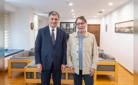 İzmir Büyükşehir Belediye Başkanı Dr. Cemil Tugay: “İzmir’in geleceği için her doğru projeye desteğe hazırız”