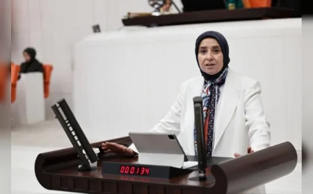 DEVA Partisi Genel Başkan Yardımcısı Elif Esen: “Dar gelirli için tek ev yatırım değil, barınmanın güvencesidir”