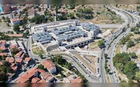Ankara Büyükşehir Belediyesi Ulus’taki dolmuşları tek çatı altında topluyor