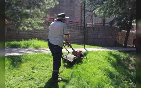 Keçiören Belediyesi, İlçe Genelindeki Parklarda Bakım ve Yenileme Çalışmalarını Sürdürüyor