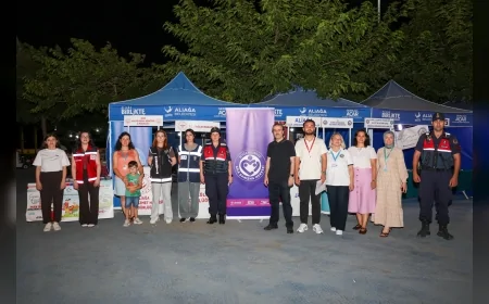 Aliağa’da bağımlılıkla mücadele ve aile farkındalığı için bilgilendirme stantları kuruldu