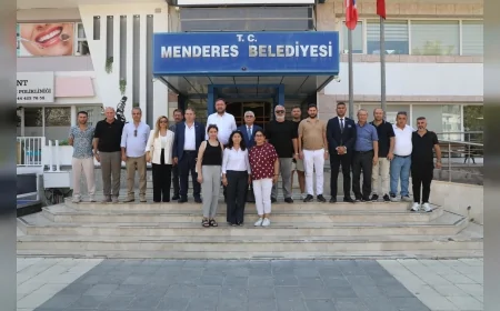 CHP İzmir İl Başkanı Utku Gümrükçü: “Milli iradeye saygı, CHP adayının desteklenmesini gerektirir”