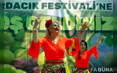 Güzelbahçe’de 12’nci Payamlı Bardacık Festivali 22-23 Ağustos’ta üreticiler ve ziyaretçilerle buluşacak
