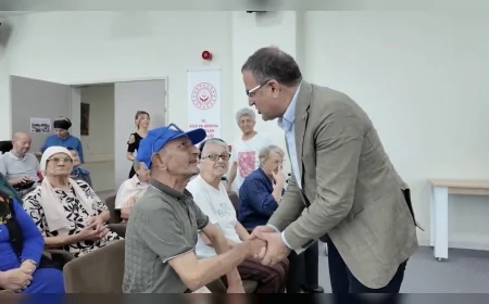 Derince Belediye Başkanı Av. Sertif Gökçe: “Büyüklerimizin her zaman yanında olmaya devam edeceğiz”
