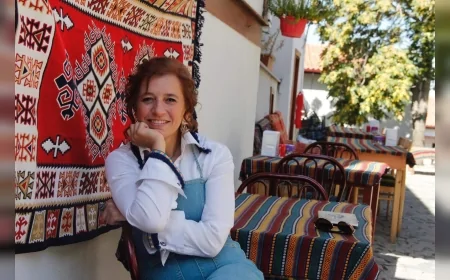 Şair Funda Özyurt: “Bu hayatta benim bir Şurimşinem oldu: Annem”