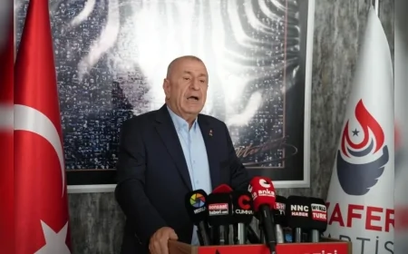 Zafer Partisi Genel Başkanı Prof. Dr. Ümit Özdağ: “Hangi yasa, bırakın gazileri, yurttaşların basın açıklaması yapmasını engeller?”
