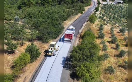 Manisa Büyükşehir Belediye Başkanı Besim Dutlulu: “Gördes ilçemize verdiğimiz hizmet sözünü tek tek yerine getiriyoruz”