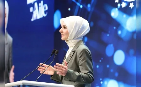 Aile ve Sosyal Hizmetler Bakanı Mahinur Özdemir Göktaş: “İlk Öğretmenim Ailem uygulamasını 2 milyon 2 bin aile kullanmaya başladı”
