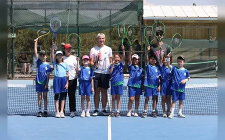 Odunpazarı’nda Yaz Spor Okulları tenis eğitimleriyle 50 çocuğu kortlarla buluşturuyor