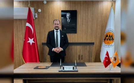 TMMOB Jeofizik Mühendisleri Odası Adana Şube Başkanı Emin Pişkin: “Deprem bir doğa olayıdır, afet ihmaldir”