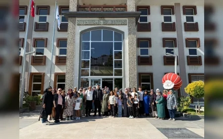 Eskişehir Büyükşehir Belediyesi kadınları kentin tarihi ve kültürel mirasıyla buluşturuyor