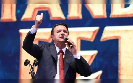 Saadet Partisi Genel Başkanı Mahmut Arıkan: “Gazi Meclisimiz toplanmalı, Türkiye’nin kırmızı çizgileri ortaya konulmalı”