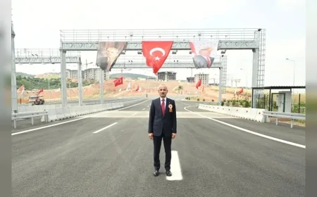 Ulaştırma ve Altyapı Bakanı Abdulkadir Uraloğlu: “Akıncı Ücret Toplama İstasyonu’nda serbest geçiş sistemini devreye aldık”