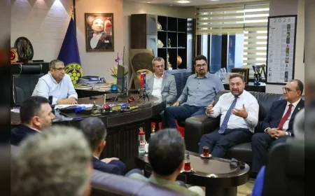 CHP İzmir İl Başkanı Utku Gümrükçü: “Gerçek gündemimiz halkın gündemi”