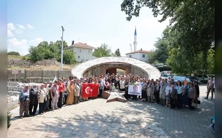Denizli Büyükşehir Belediyesi’nin gezi programında kadınlar Acıpayam’ı keşfetti