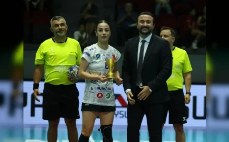 Bursa Büyükşehir Belediyespor Kadın Hentbol Takımı Cumhurbaşkanlığı Kupası finaline yükseldi