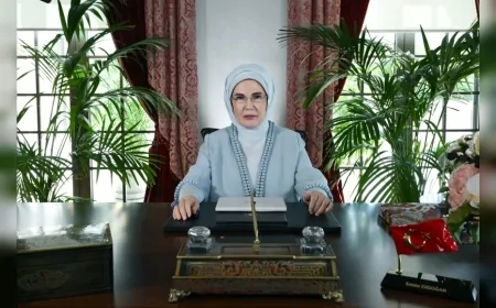 Emine Erdoğan: “Ukrayna halkının birlik ve beraberliği toplumsal direncin en güncel örneklerinden biridir”