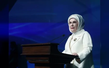 Emine Erdoğan: “Malazgirt Zaferi Kimliğimize Yön Veren Tarihi Bir Dönüm Noktasıdır”