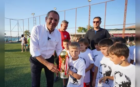 Ayvalık Belediye Başkanı Mesut Ergin: “30 Ağustos’un gururunu ve heyecanını birlikte yaşamaya davet ediyoruz