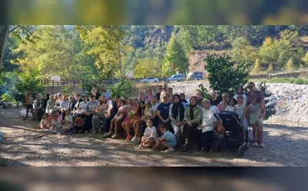 Başiskeleli Yüzücüler Sezonun Yorgunluğunu Piknikte Attı