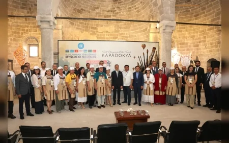 Türk dünyasının ressamları Kapadokya’da buluştu, sanatçılar bölgenin eşsiz mirasını tuvallerine taşıyacak