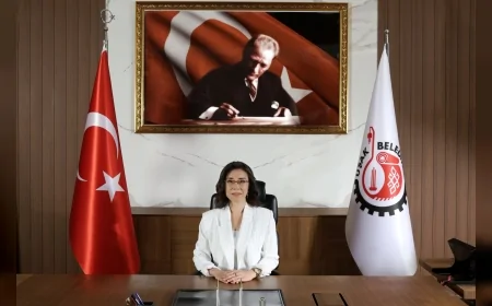 Uşak Belediye Başkan Vekili Av. Hatice Terekeci Özkan: “Bağımsızlığımızdan hiçbir koşulda ödün vermeyeceğiz”