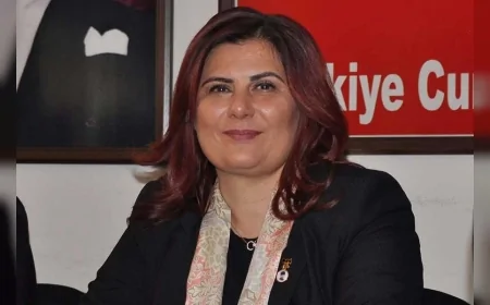 Aydın Büyükşehir Belediye Başkanı Özlem Çerçioğlu, artan bel fıtığı şikayetleri nedeniyle ameliyata alındı