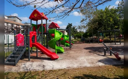 Maltepe’de Narlı Parkı ve Cumhuriyet Parkı kapsamlı yenileme çalışmalarıyla modernize ediliyor
